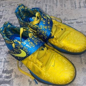 Nike KD 4 Men's Yellow and Blue Sneakers